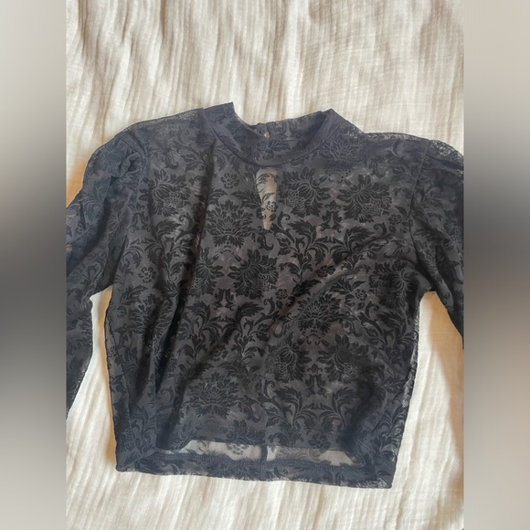 Black mock neck long sleeve floral blouse - Picture 2 of 6